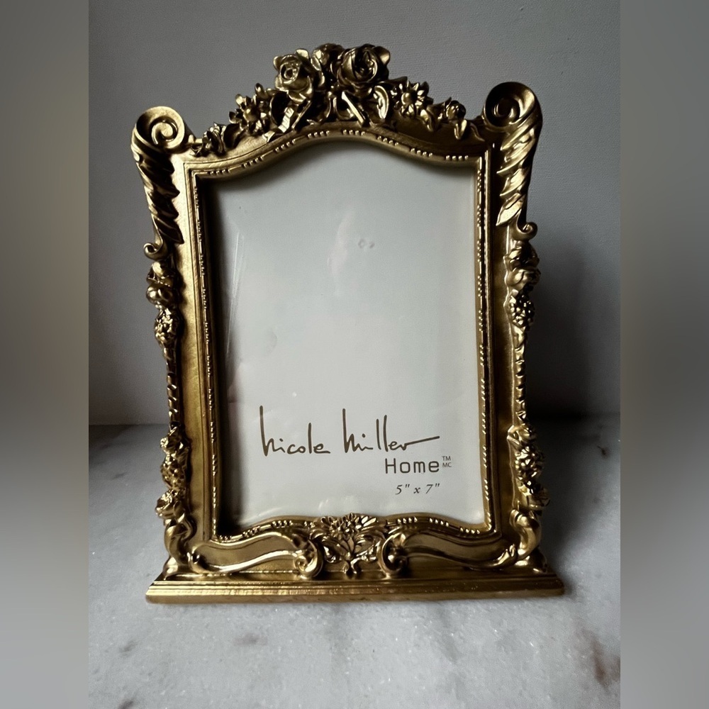Nicole Miller Gold Ornate Picture Frame for 5x7” photo - Picture 4 of 10